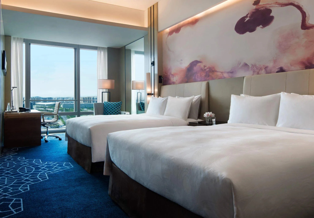 Шэньчжэнь: JW Marriott Hotel Shenzhen Bao'an