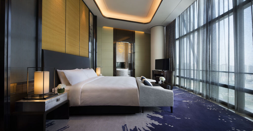 Шэньчжэнь: JW Marriott Hotel Shenzhen Bao'an