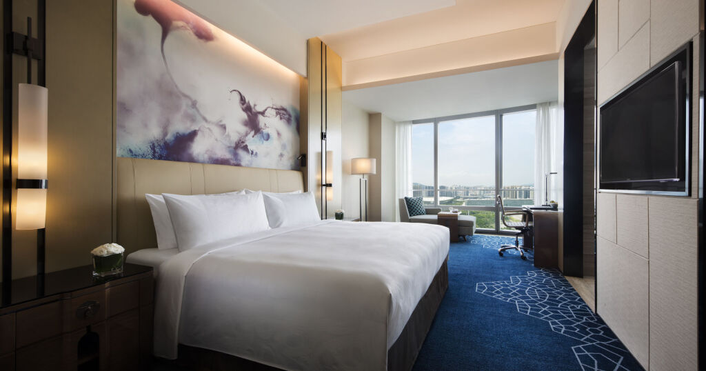 Шэньчжэнь: JW Marriott Hotel Shenzhen Bao'an