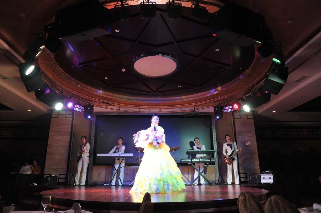 carousel image 0