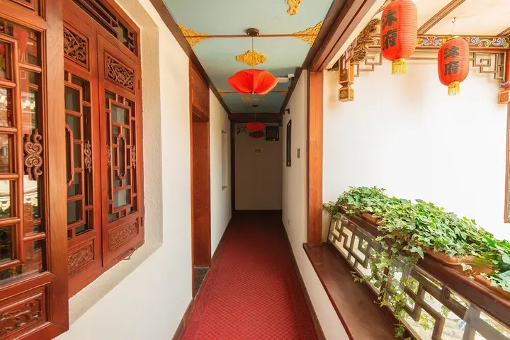 Дали: Dali Mufu International Youth Hotel