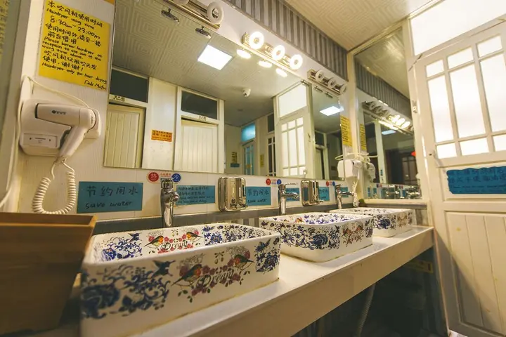 Дали: Dali Mufu International Youth Hotel