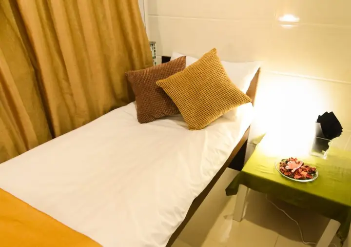 Garden Hotel — фото 1
