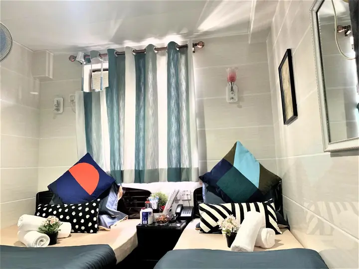Гонконг: Cebu Inn