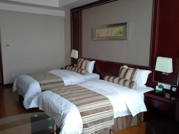 Qingdao Huaxi Hotel — фото 4