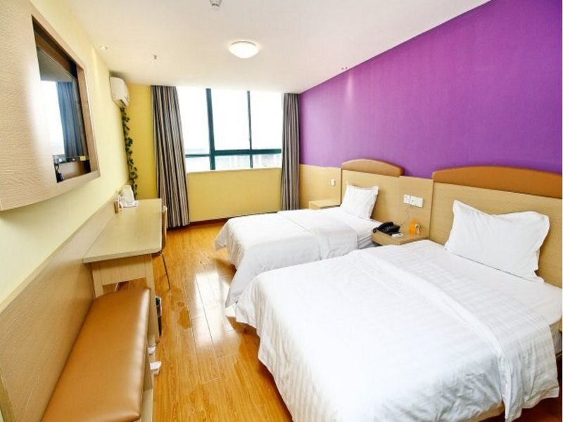 Сиань: 7 Days Inn Xian West Changan Street University City