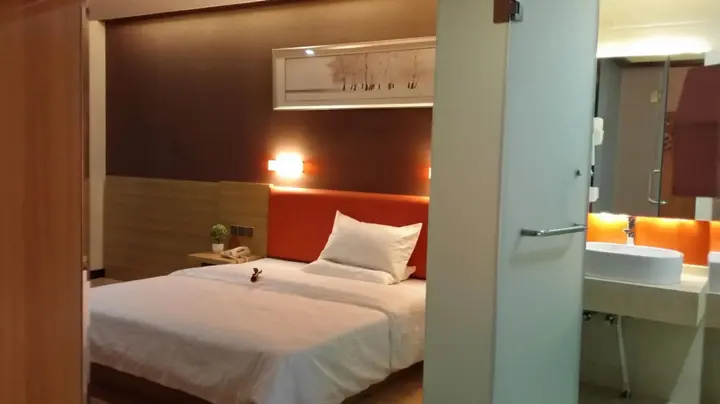 Лоян: 7Days Premium Luoyang Wanda Square