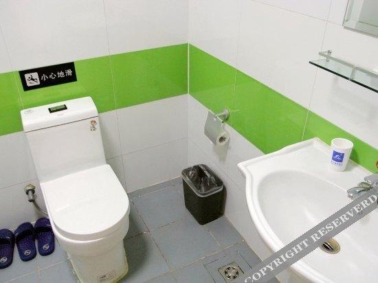 Циндао: 7 Days Inn Qingdao Development Area Xin'an Haier Industrial Park(青岛格尔德福商务酒店)