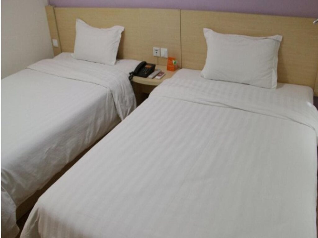 Нанкин: 7Days Inn Nanjing Sanpailou Hongqiao Center