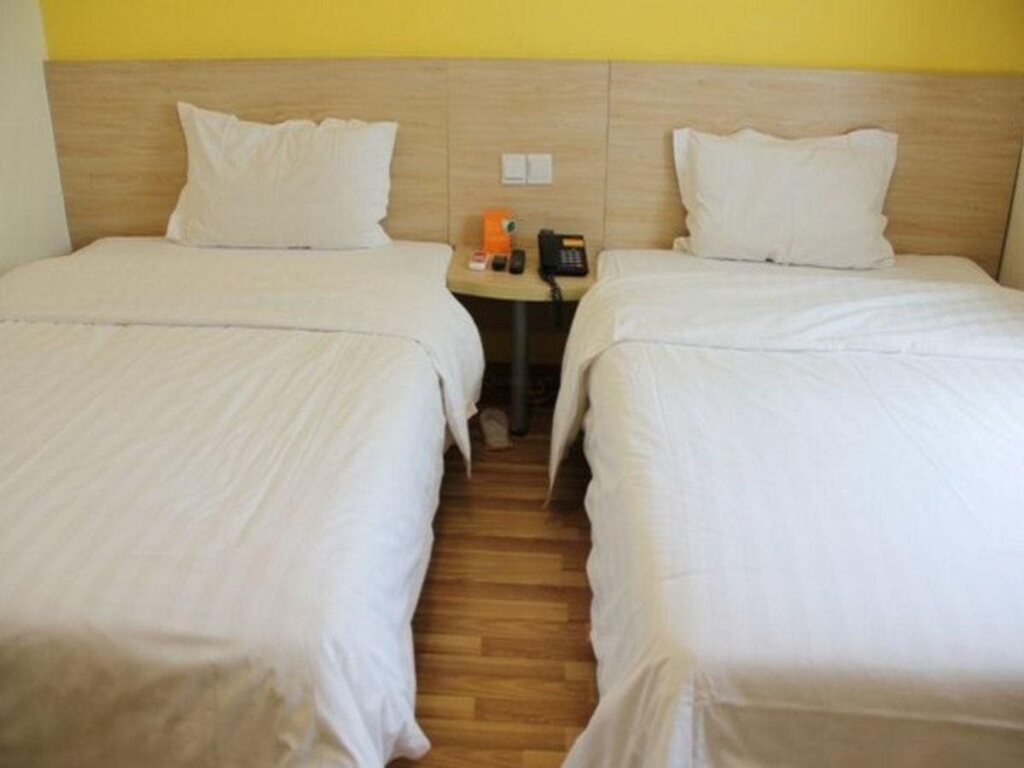 Куньмин: 7 Days Inn Kunming Qingnian Road