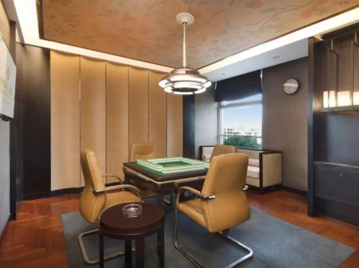 Дэян: Celebrity Deyang Hotel