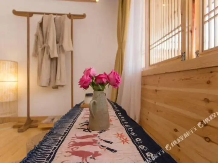 Дали: Rushui Inn