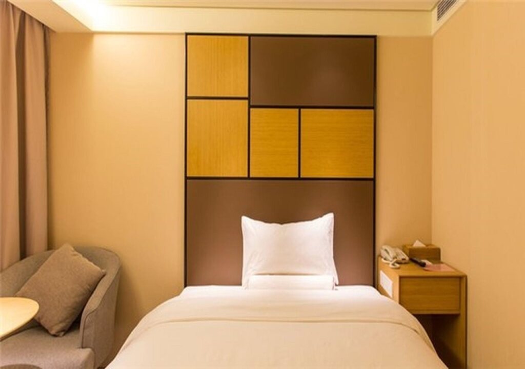 Шанхай: JI Hotel Shanghai Hongqiao West Zhongshan Road