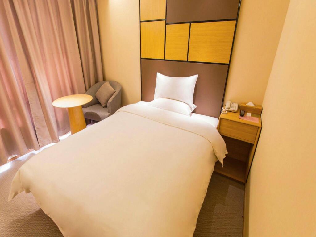 Шанхай: JI Hotel Shanghai Hongqiao West Zhongshan Road