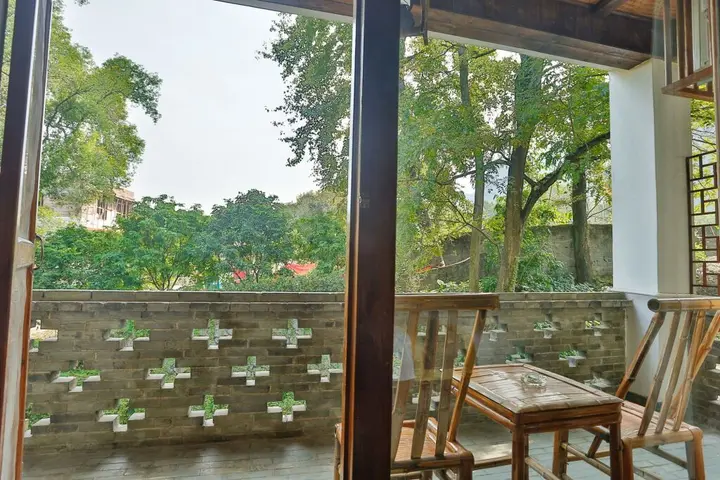 Яншо: Yangshuo River Lodge