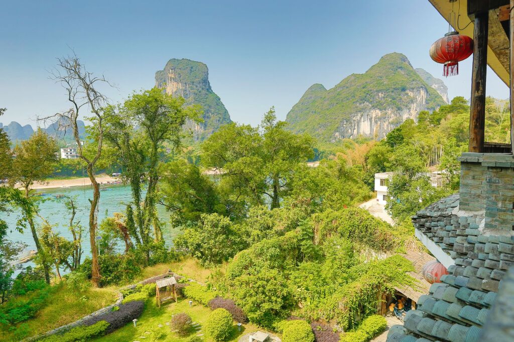 Яншо: Yangshuo River Lodge