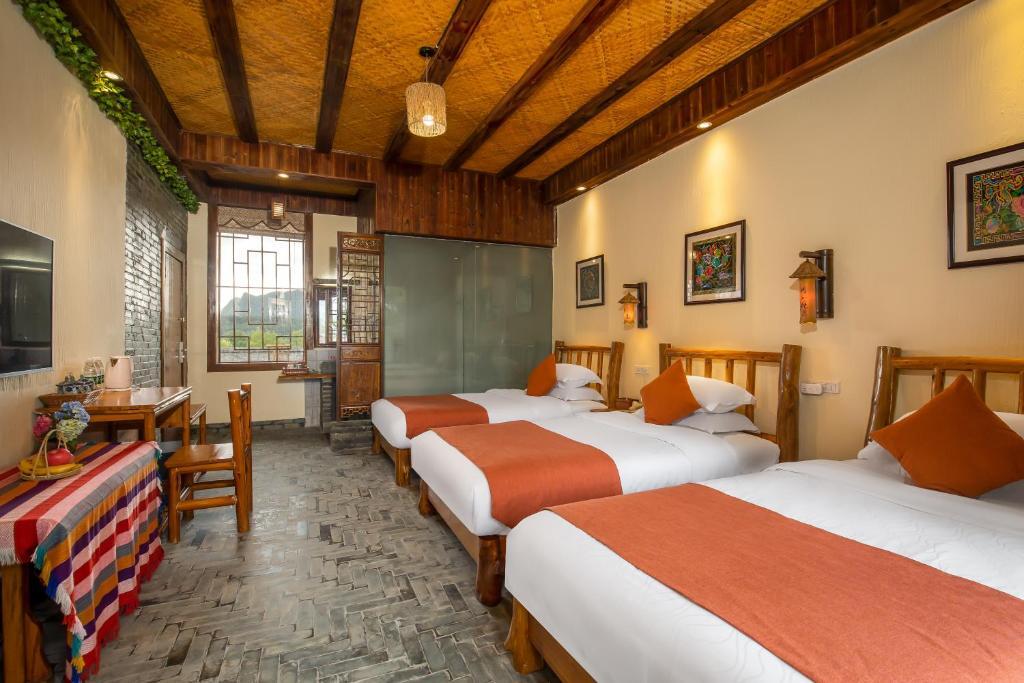 Яншо: Yangshuo River Lodge