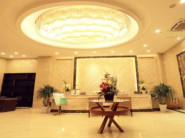 Чэнду: YJ International Hotel