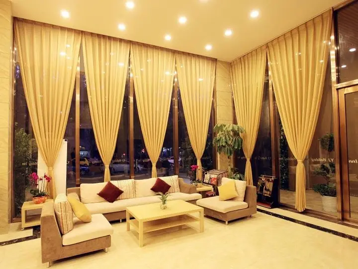 Чэнду: YJ International Hotel
