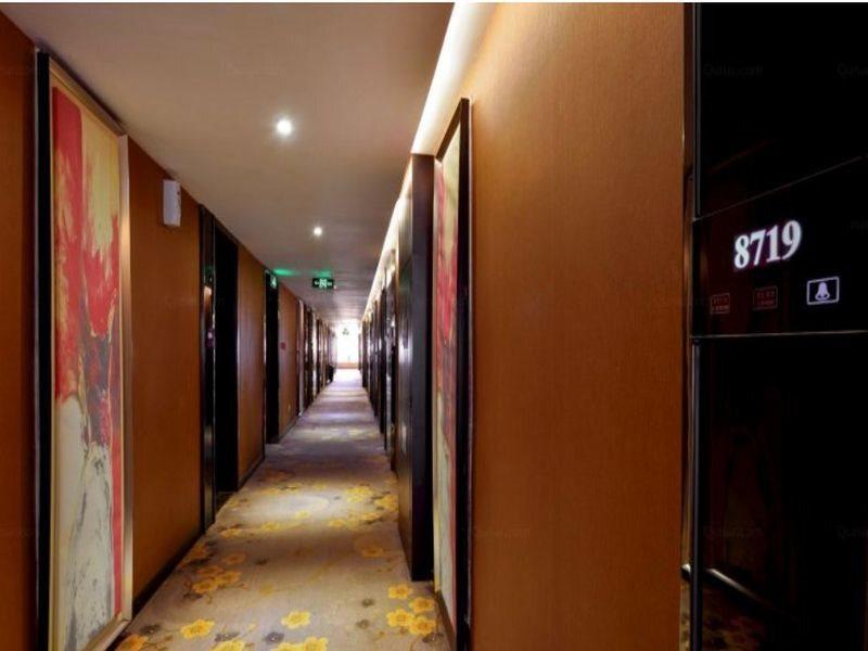 Чэнду: YJ International Hotel