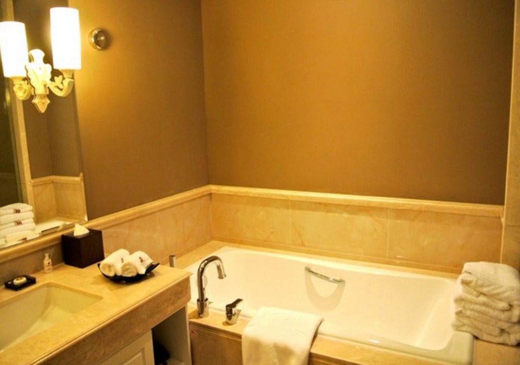 Нанкин: Nanjing Xinhua Media Yuehai International Hotel