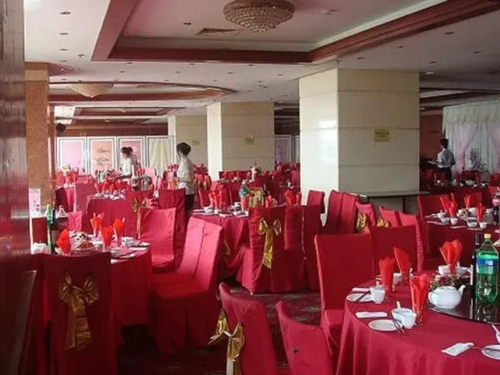 Циндао: Qingdao Donghai Hotel