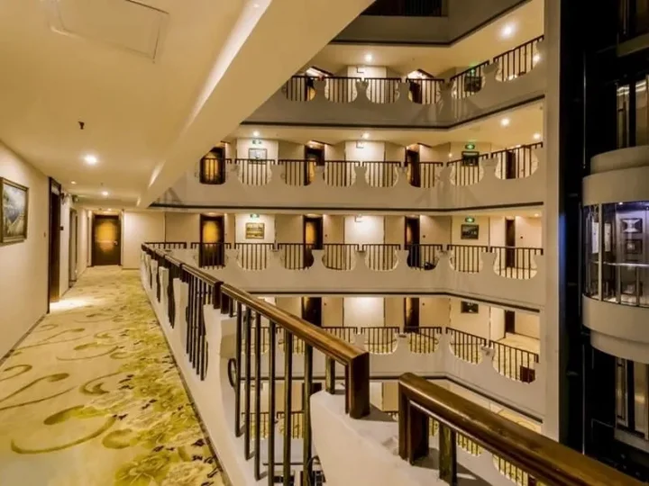 Шэньчжэнь: GreenTree Alliance Guangdong Shenzhen Futian Meili