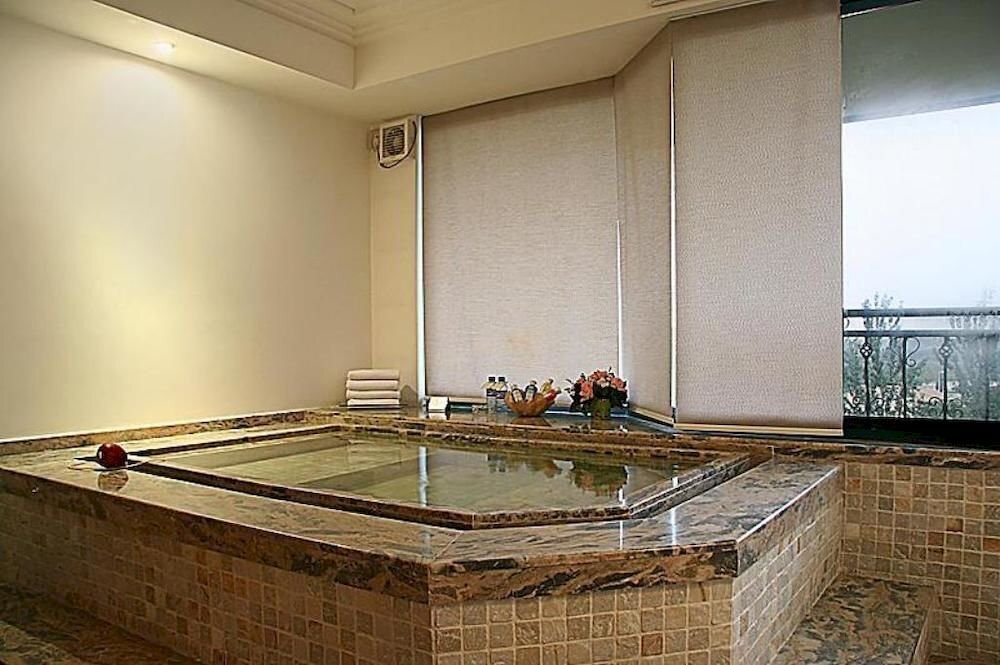 Пекин: Chunhuiyuan Hot Springs Beijing