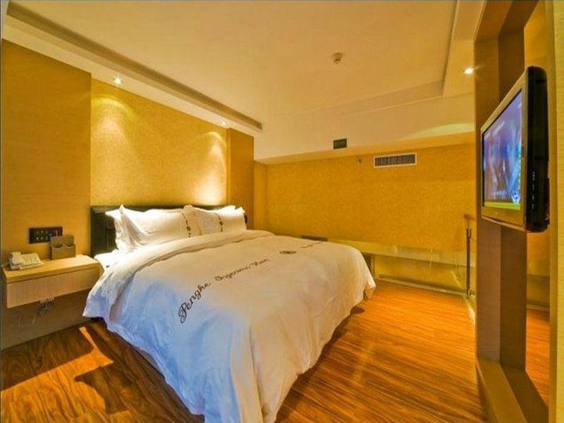 Pengker Deluxe Collection Hotel(Haiancheng Branch) — фото 1