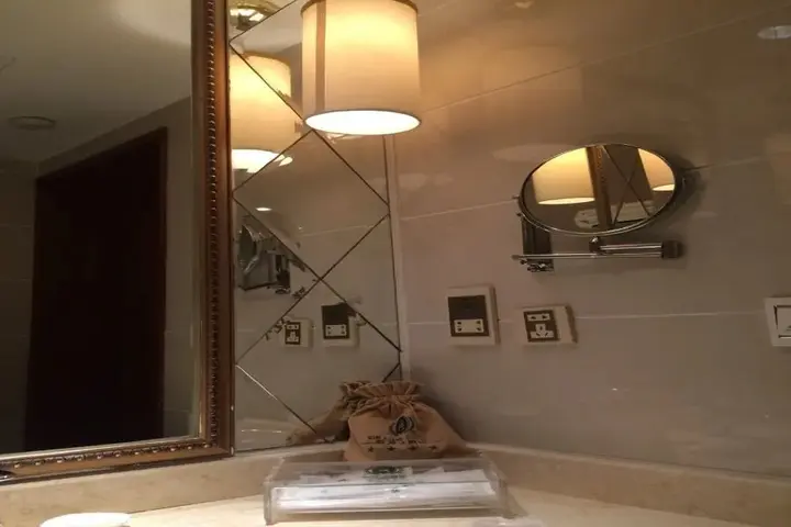 Чэнду: Chengdu Xinliang Hotel