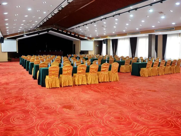 Шанхай: Zhujiege Hotel