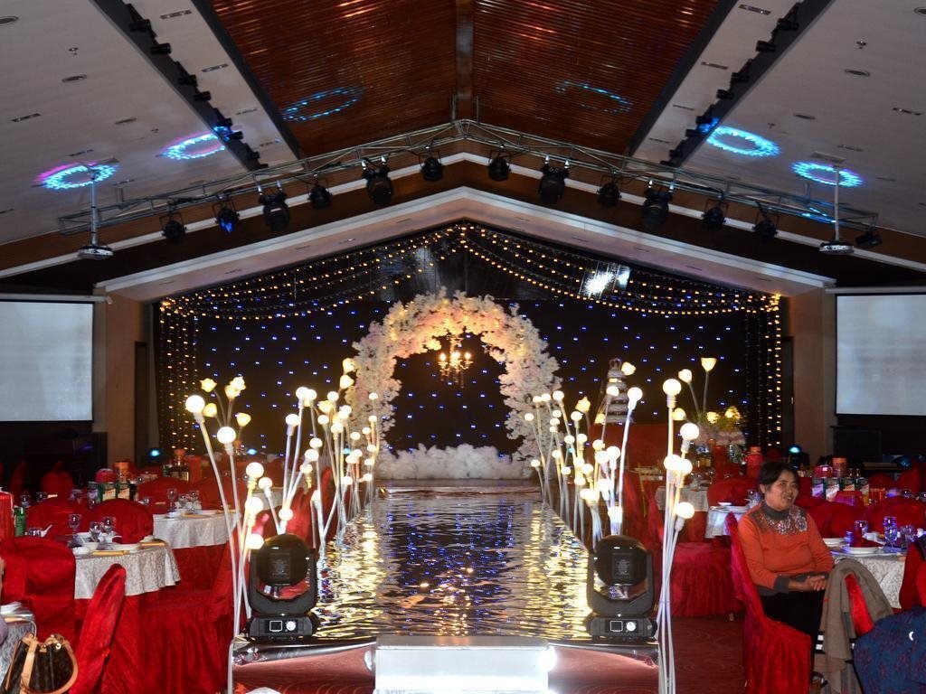 Шанхай: Zhujiege Hotel