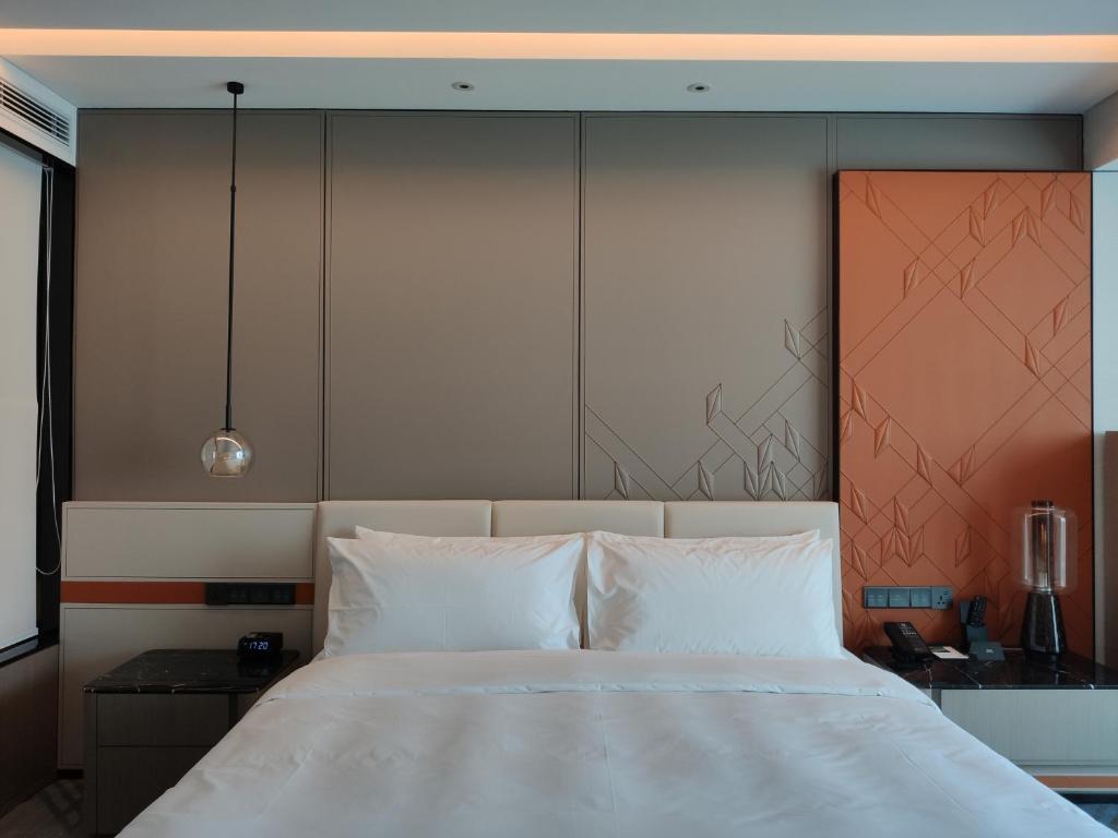 Шанхай: voco Shanghai Hongqiao Hub by IHG
