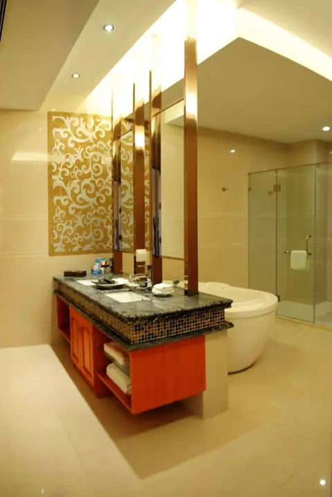 Шанхай: voco Shanghai Hongqiao Hub by IHG