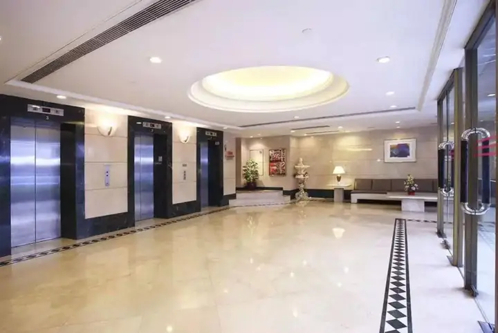 The South China Hotel — фото 4