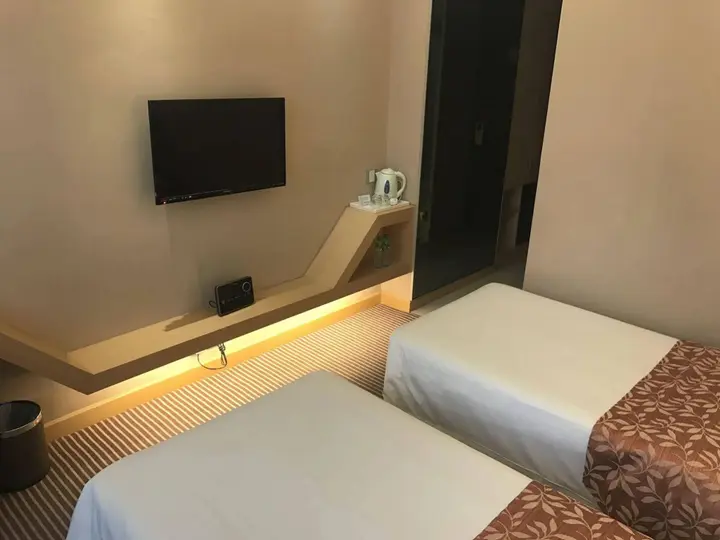 Гонконг: The South China Hotel