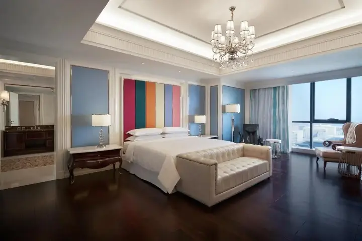 Чжэнчжоу: Sheraton Grand Zhengzhou Hotel