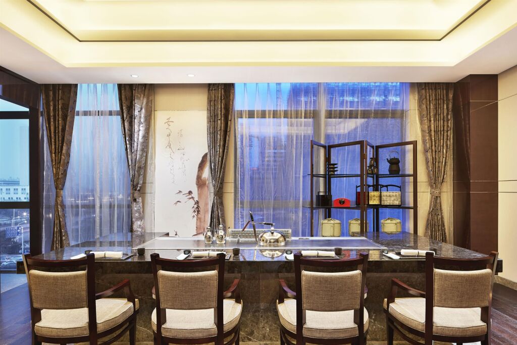 Чжэнчжоу: Sheraton Grand Zhengzhou Hotel