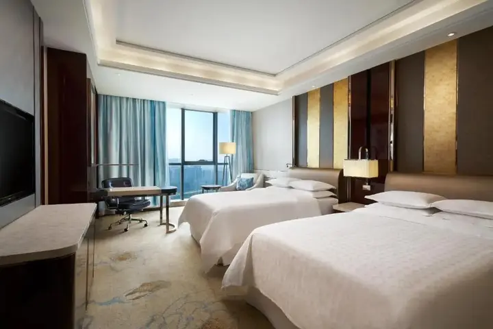 Чжэнчжоу: Sheraton Grand Zhengzhou Hotel