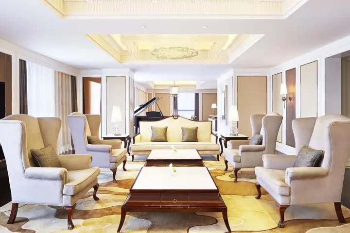 Чжэнчжоу: Sheraton Grand Zhengzhou Hotel