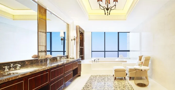 Чжэнчжоу: Sheraton Grand Zhengzhou Hotel