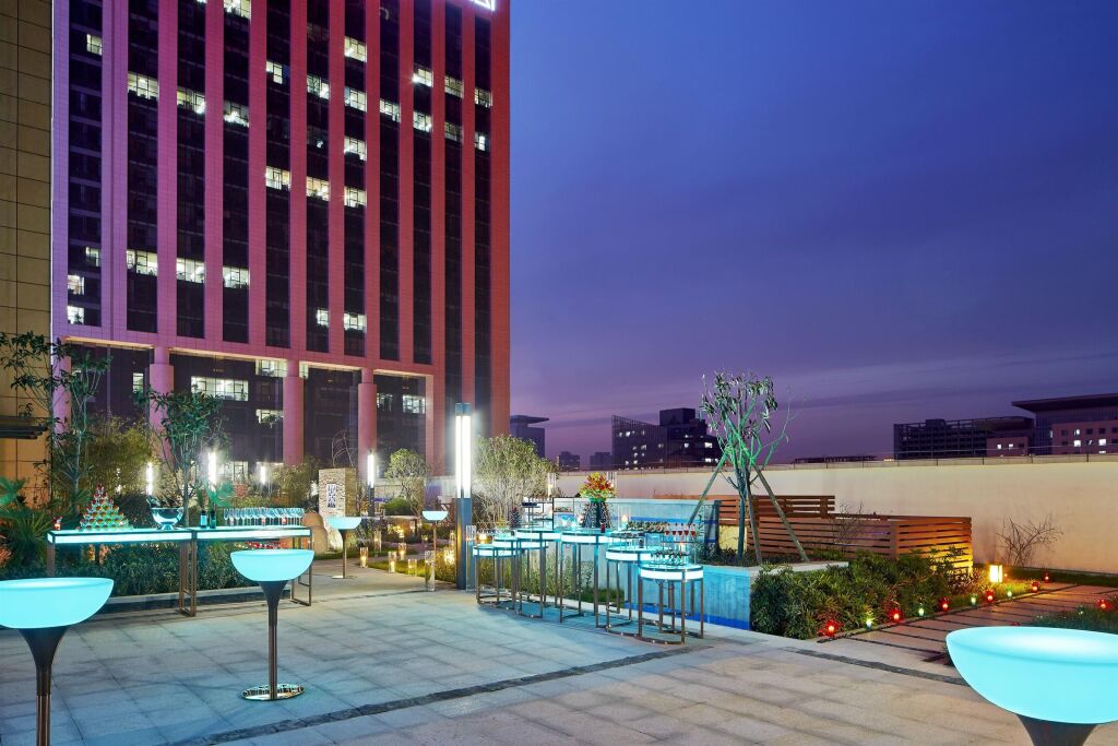 Чжэнчжоу: Sheraton Grand Zhengzhou Hotel