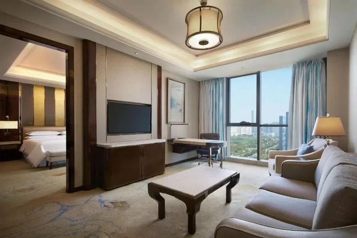 Чжэнчжоу: Sheraton Grand Zhengzhou Hotel