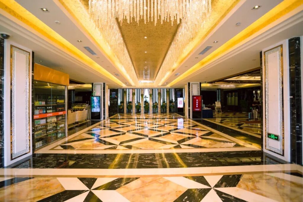 Шаогуань: Country Garden Sun City Phoenix Hotel
