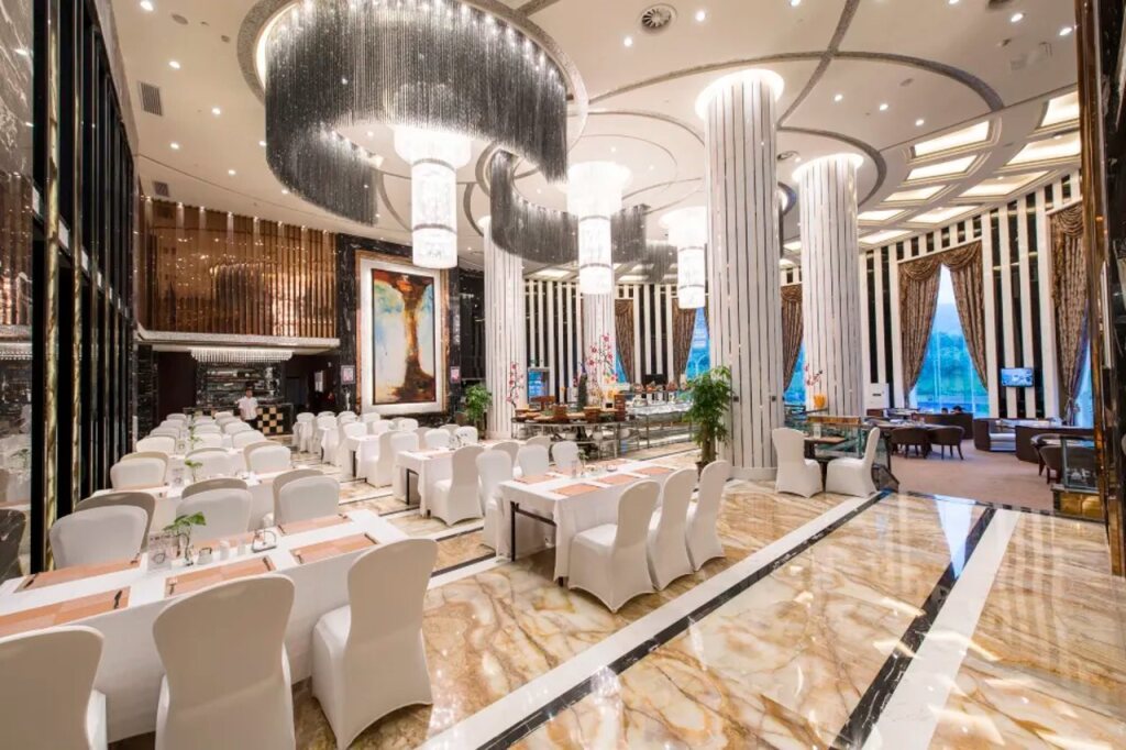 Шаогуань: Country Garden Sun City Phoenix Hotel