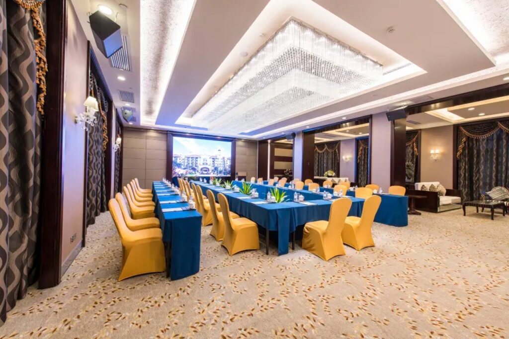 Шаогуань: Country Garden Sun City Phoenix Hotel