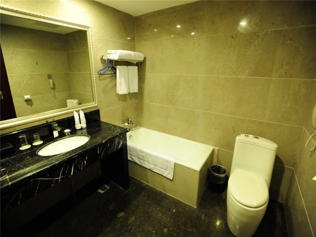 Куньмин: Yinruilin International Hotel