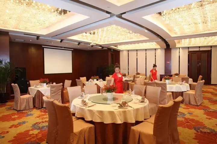Пекин: Beijing Zhongle Six-Star Hotel
