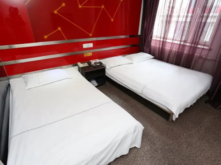 Харбин: JI Hotel