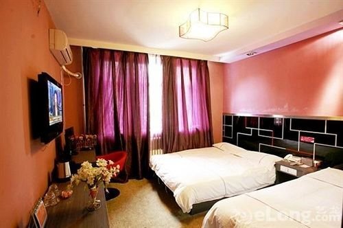 Харбин: 禧龙宾馆(哈尔滨通江店)